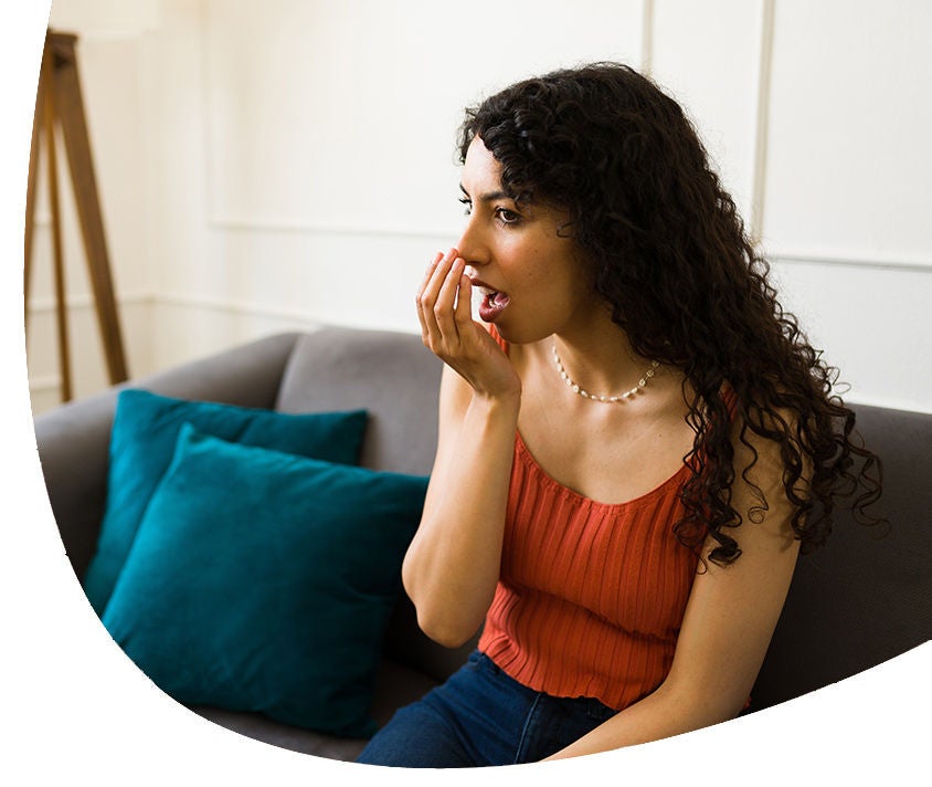 هل يؤدي التدخين اإللكتروني إلى مشاكل في اللثة؟